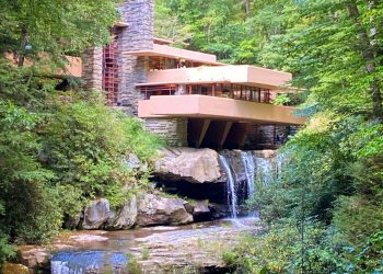 Découvrez Comment Frank Lloyd Wright a Révolutionné l’Architecture Américaine avec ses Maisons Innovantes