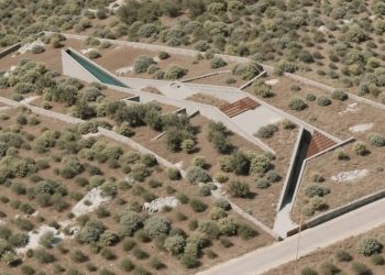 Découvrez Comment des Architectes de Mykonos Réinventent le Luxe Durable avec une Maison Éblouissante en Côte Crétoise