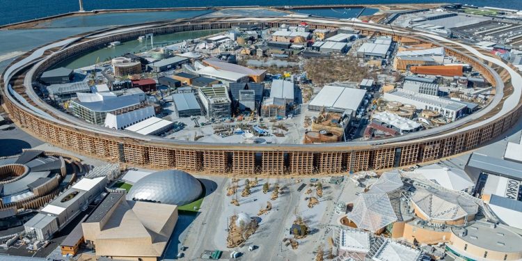 Découvrez la Plus Grande Structure en Bois du Monde : Une Début Éblouissant au Salon Expo 2025 d’Osaka, Promesse d’un Monument Permanent!