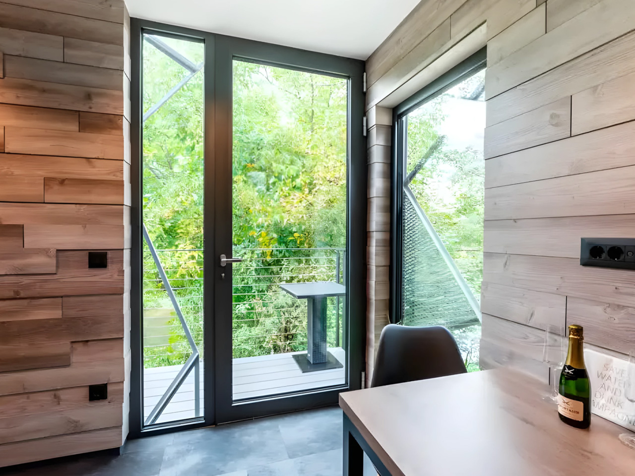 Chambre de la DQ Tower